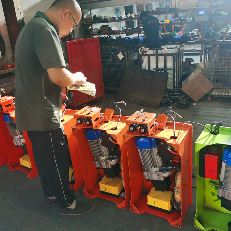 轎車輪胎拆裝機