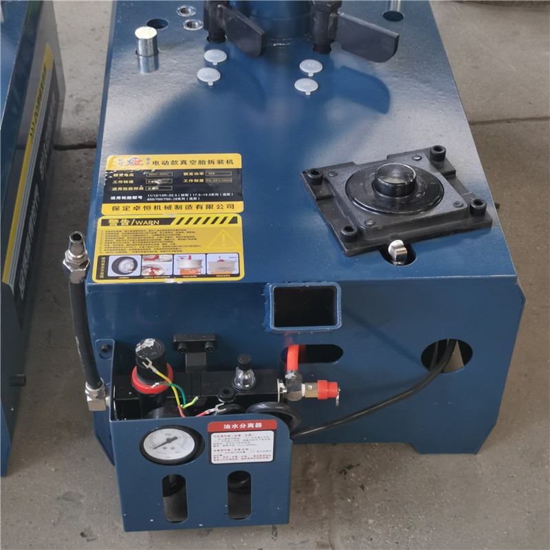 扒胎機(jī)不使用潤(rùn)滑油的危害