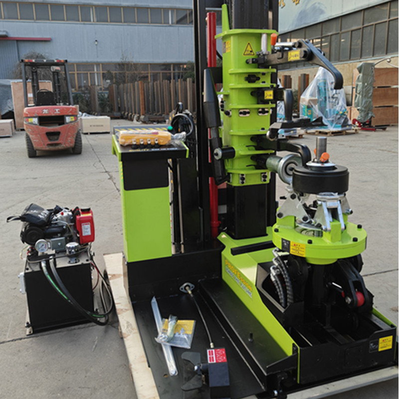 全自動(dòng)立式扒胎機(jī)作業(yè)分哪幾步