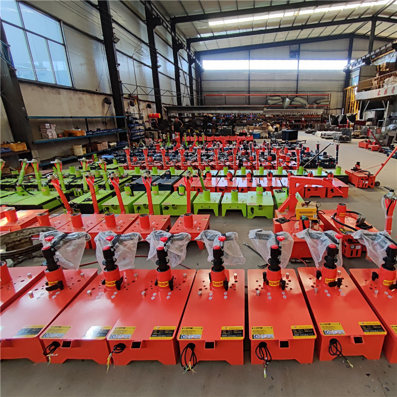 輪胎拆裝機(jī)廠家為什么推薦電動(dòng)三氣缸扒胎機(jī)使用